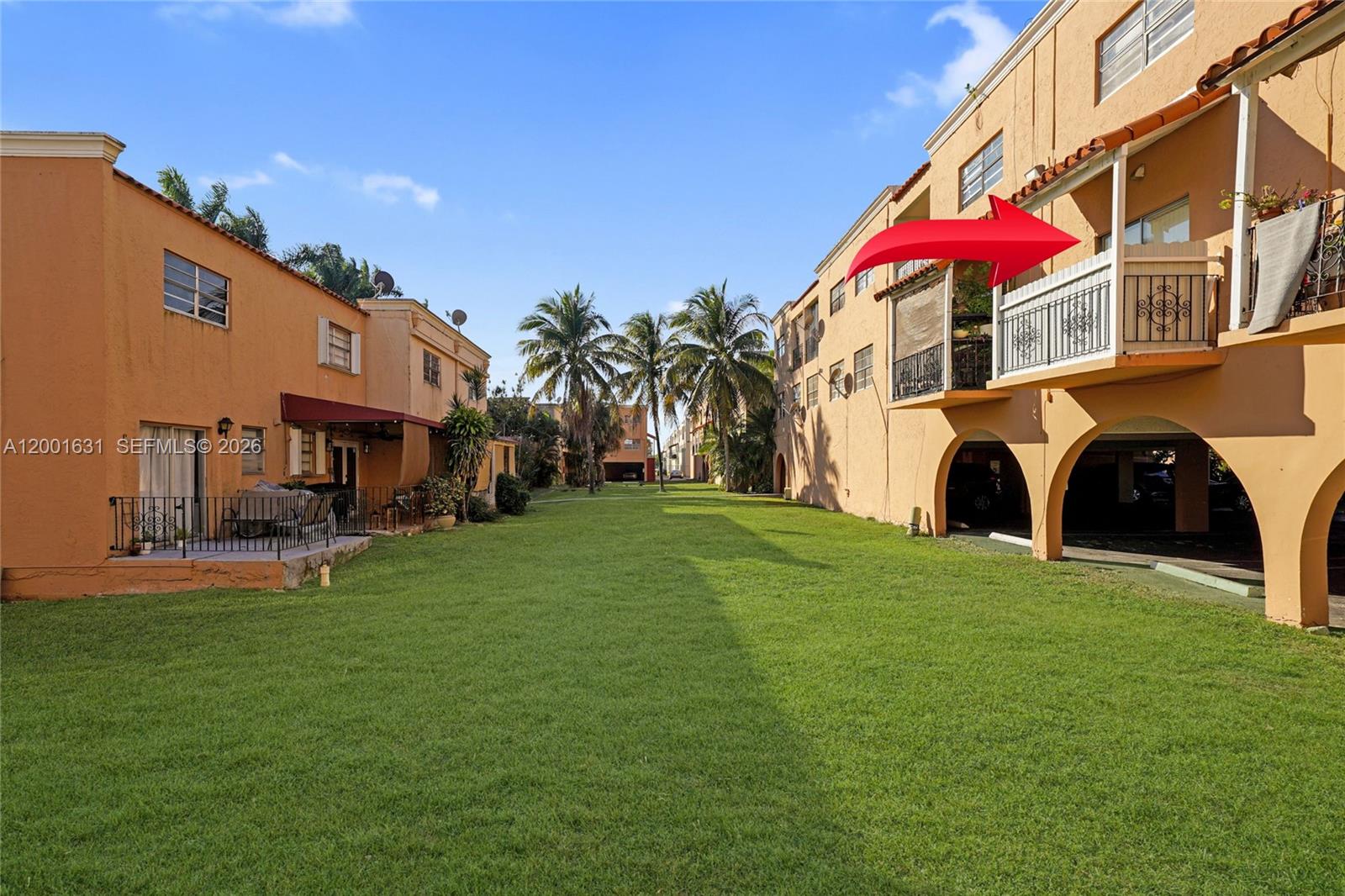 1305 W 53rd Street