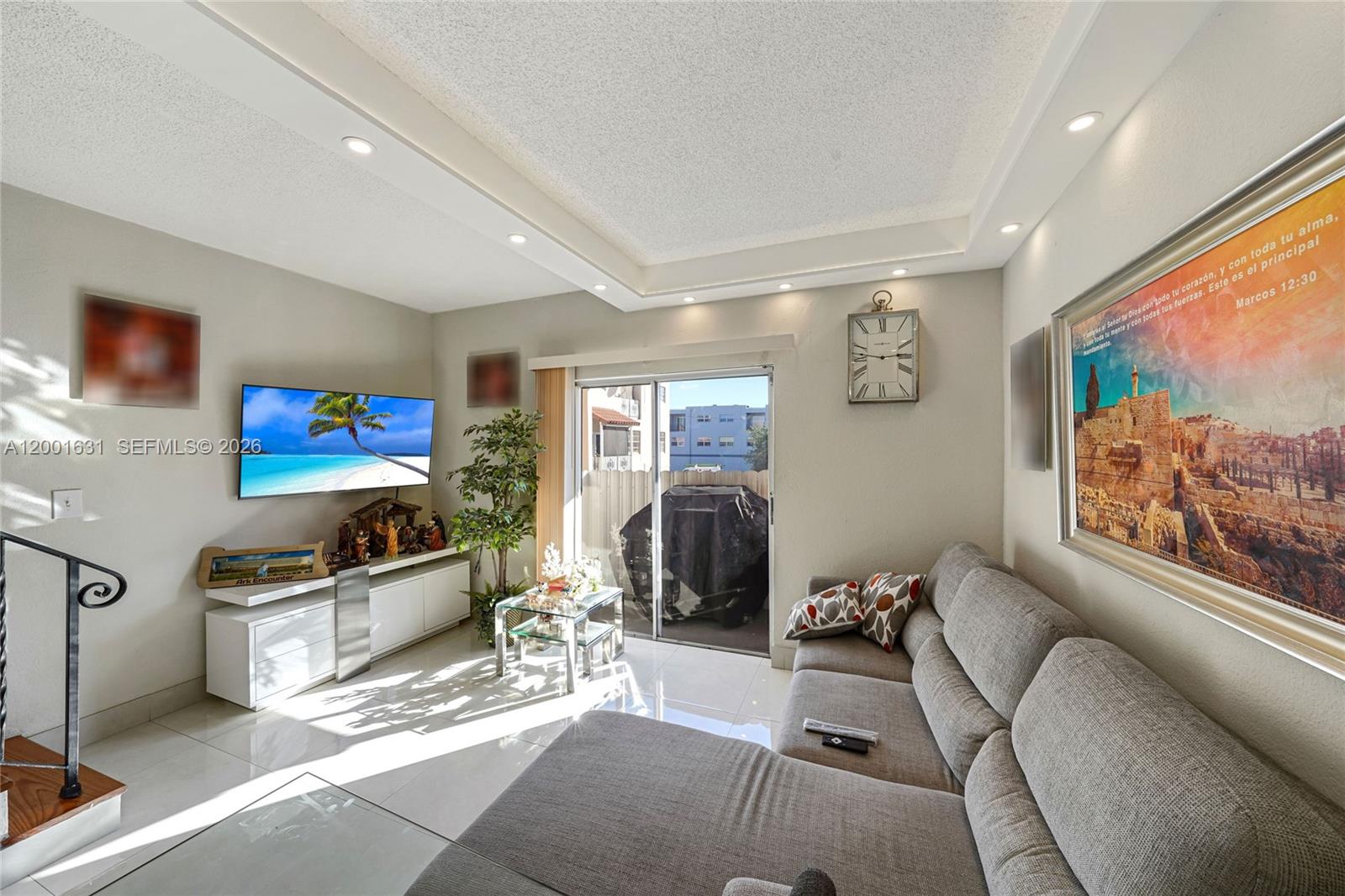 1305 W 53rd Street