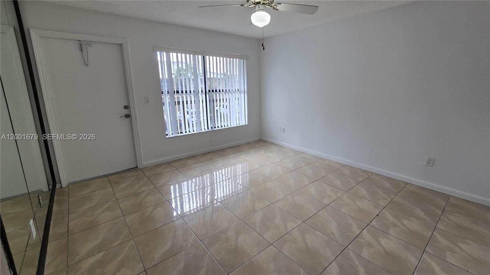 2605 W 67th Place