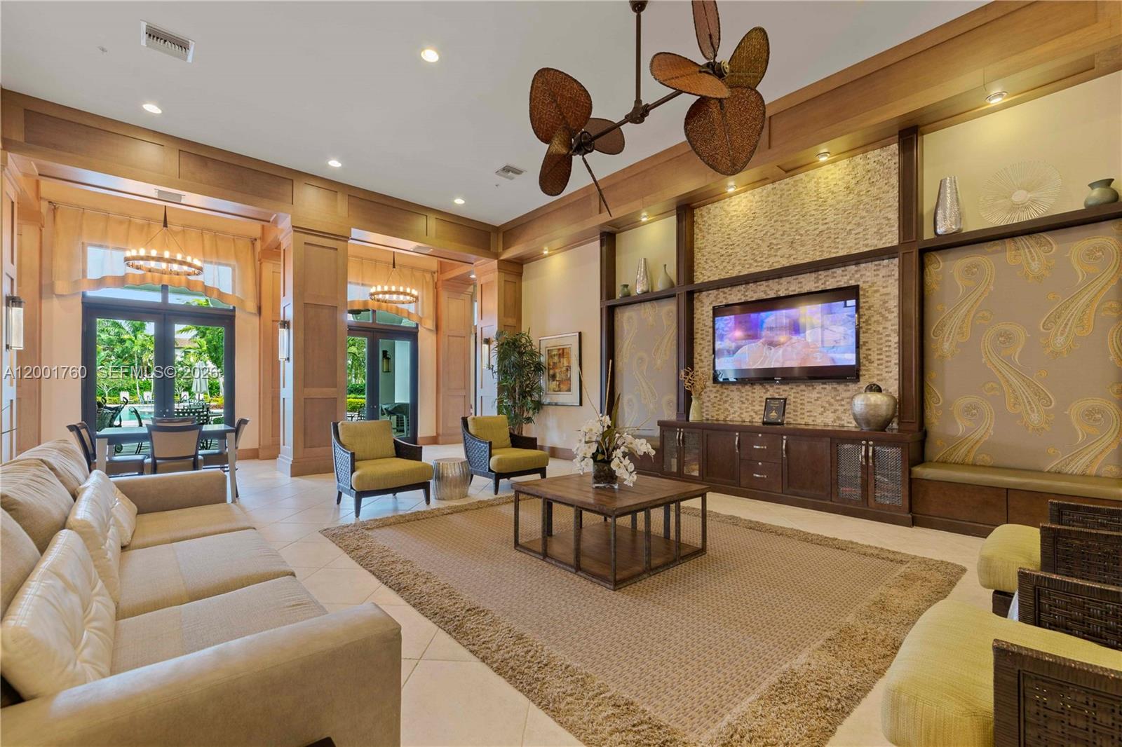 8537 NW 39th Court