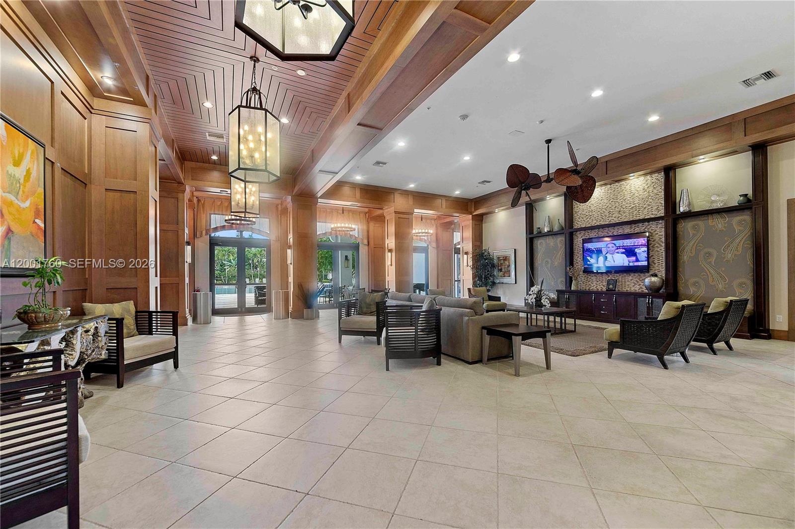 8537 NW 39th Court