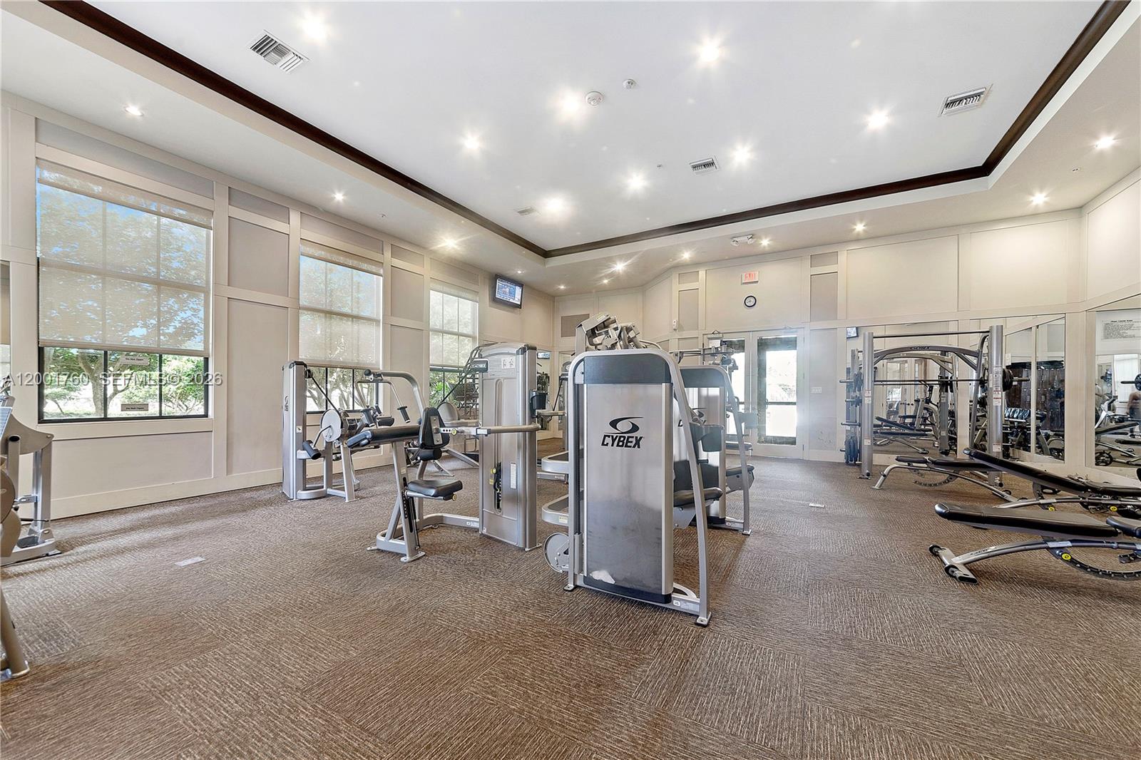 8537 NW 39th Court