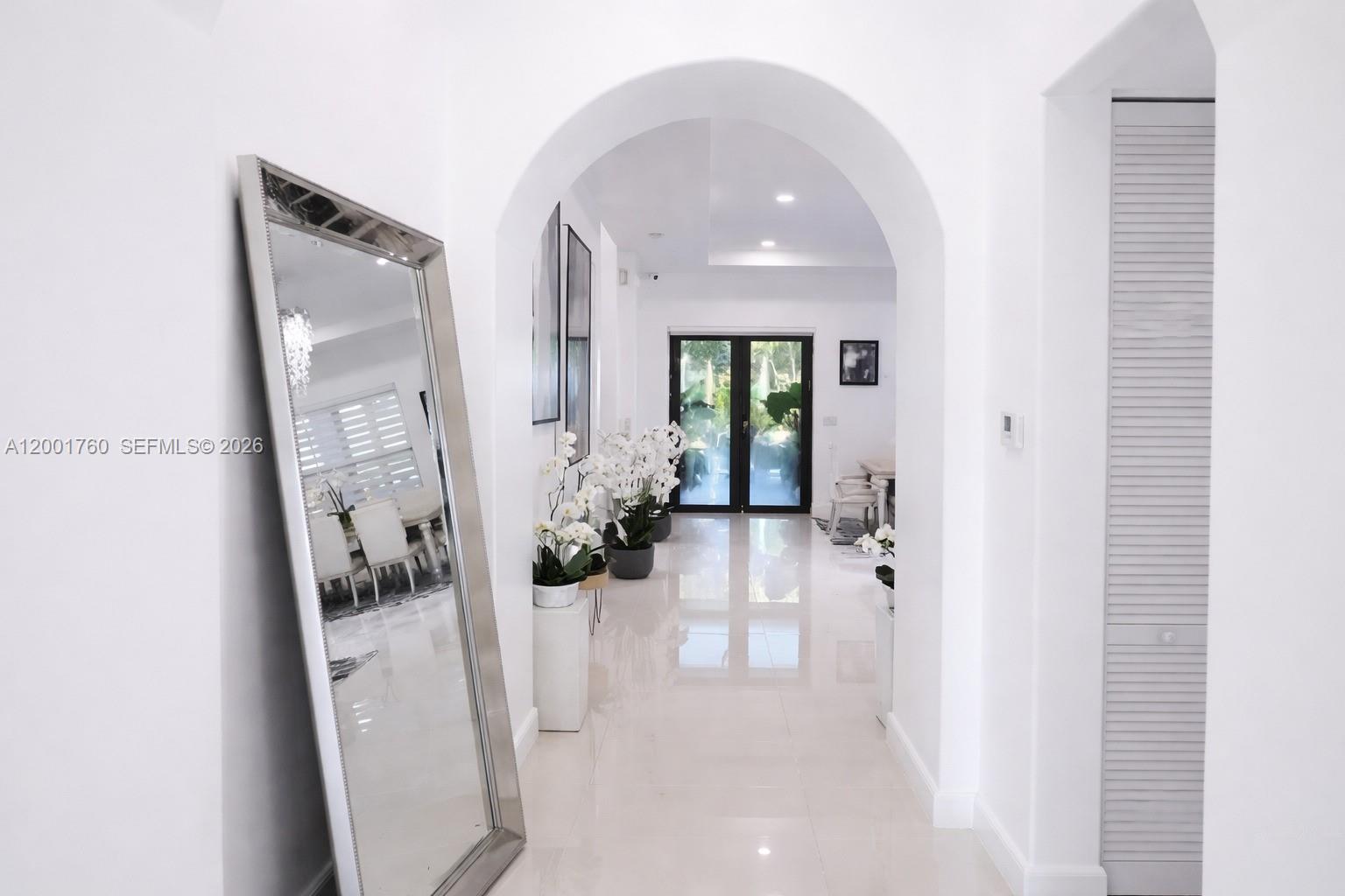 8537 NW 39th Court