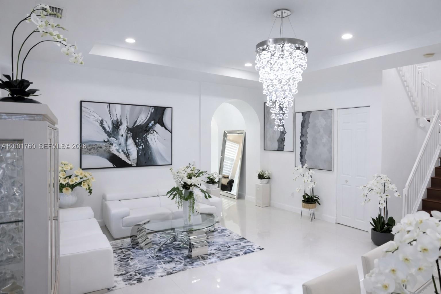 8537 NW 39th Court