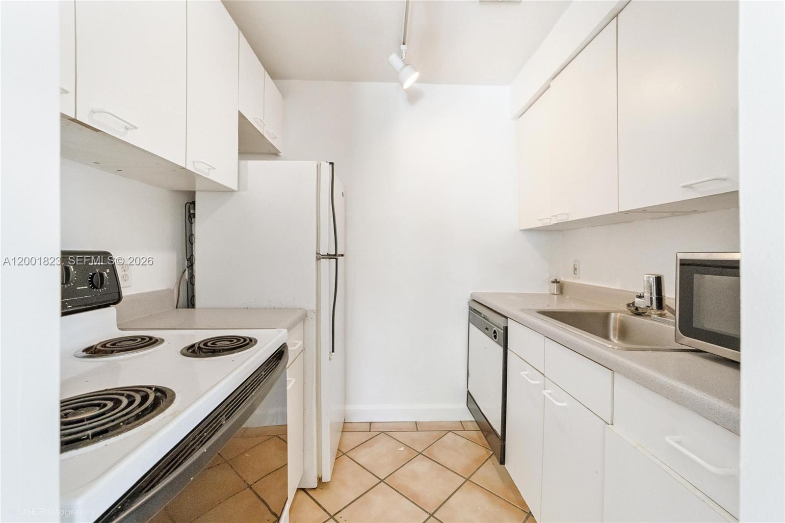 924 NE 17th Terrace