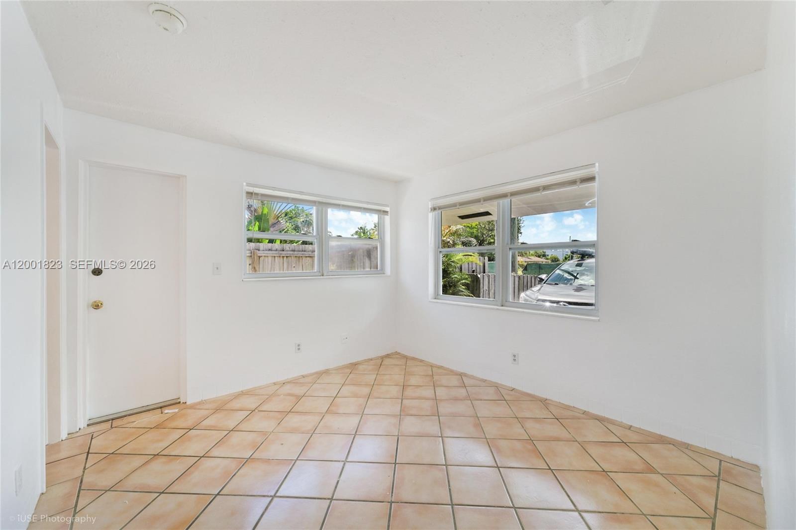 924 NE 17th Terrace