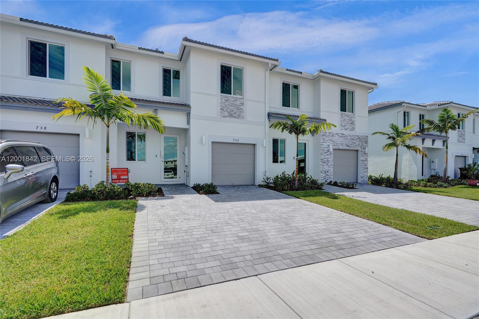 732 SE 13th Court
