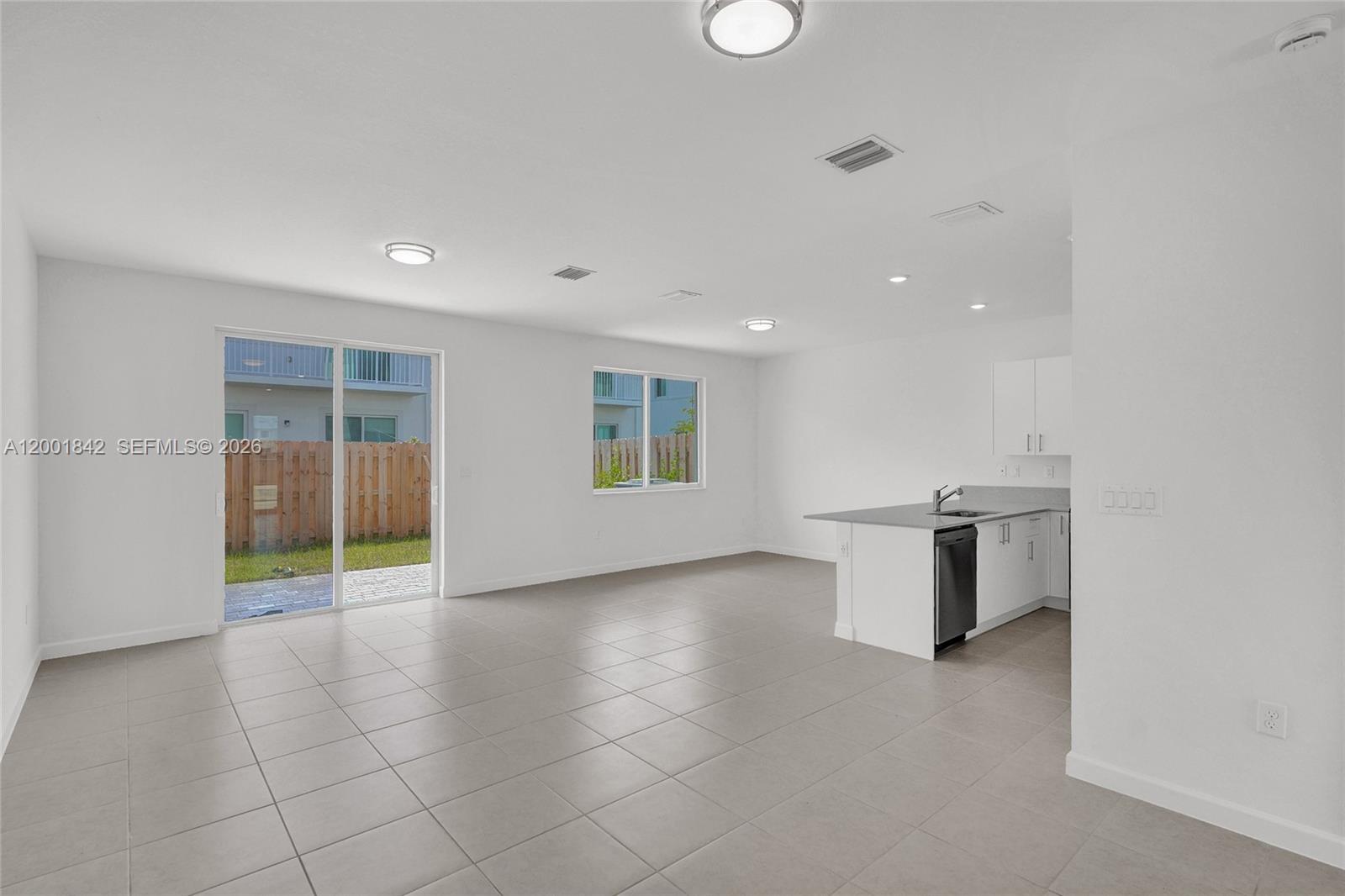 732 SE 13th Court