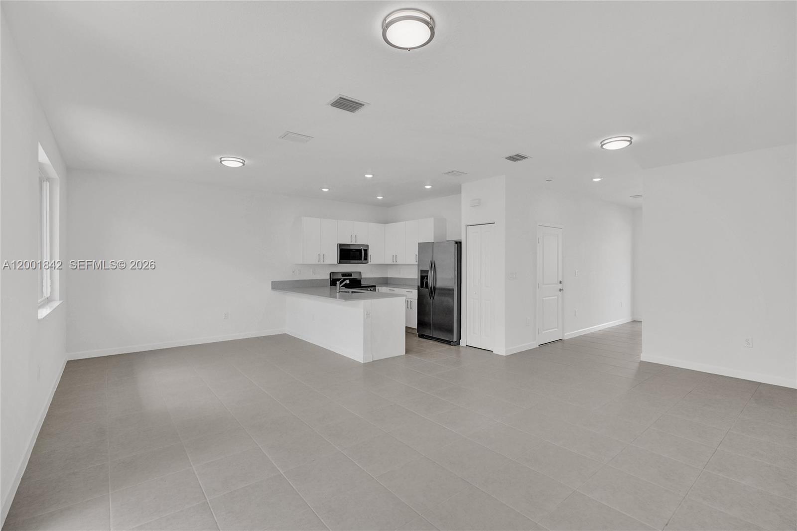 732 SE 13th Court
