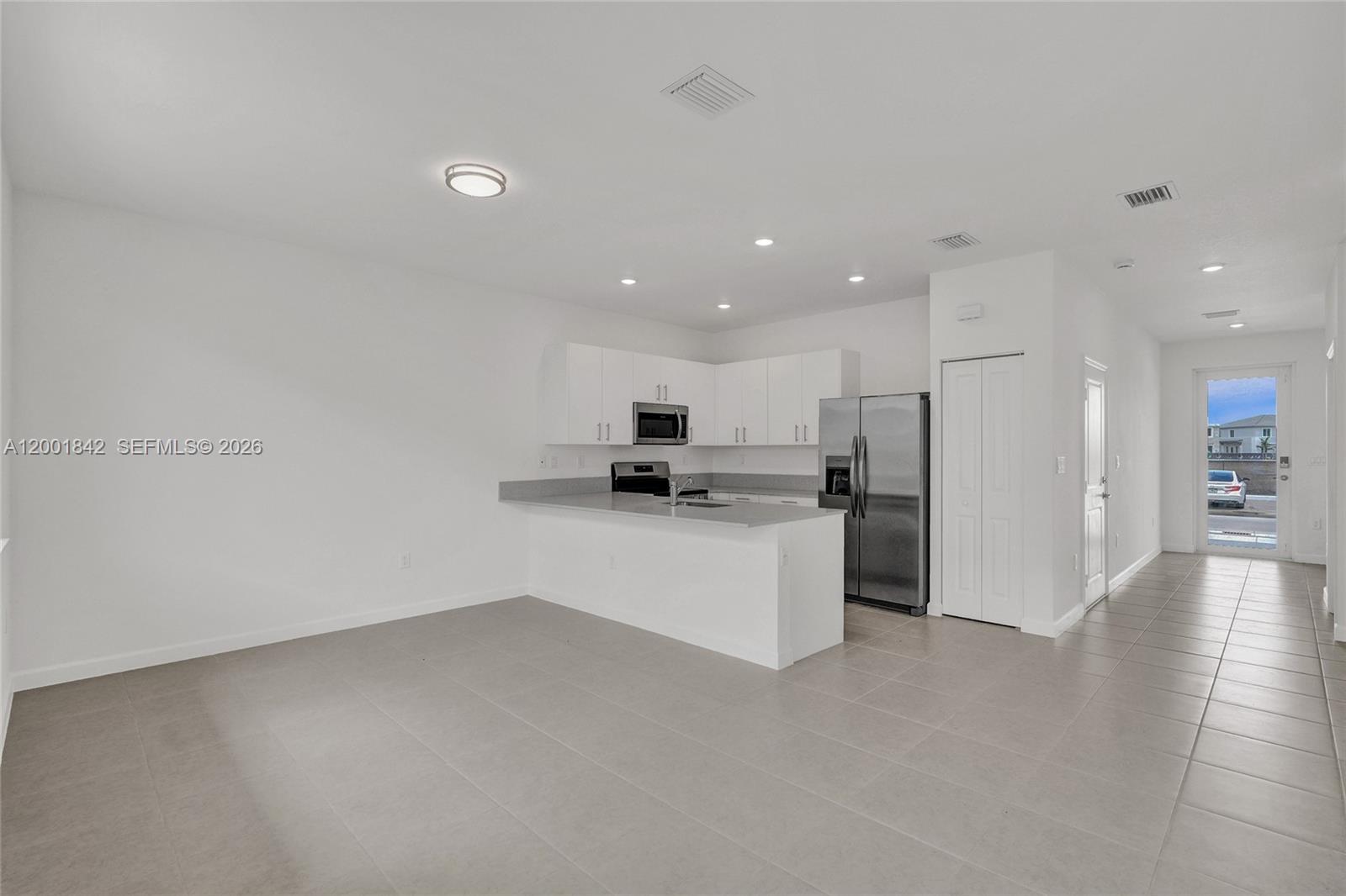 732 SE 13th Court