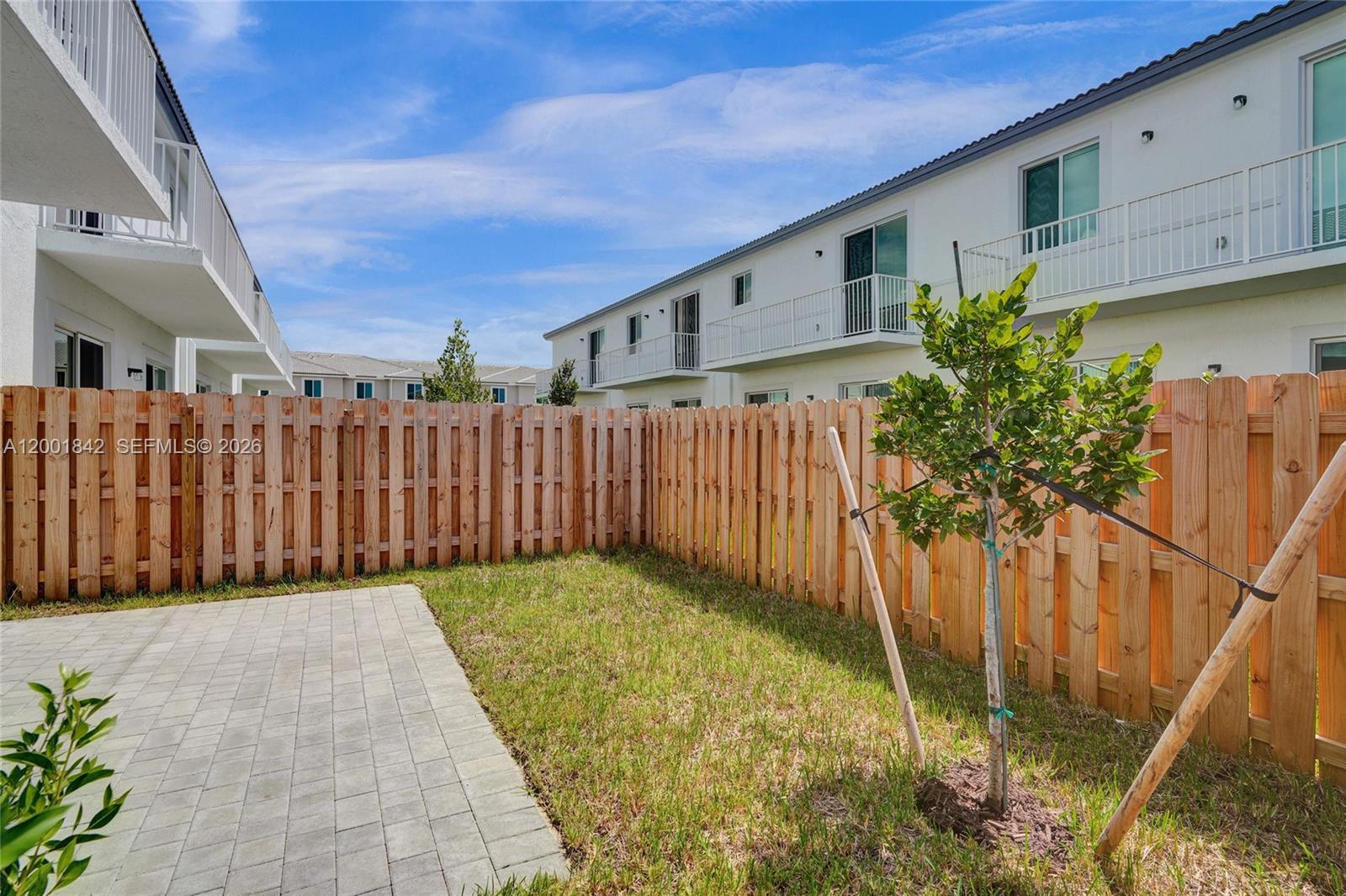732 SE 13th Court