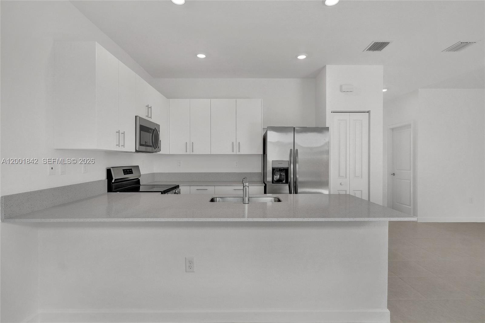 732 SE 13th Court
