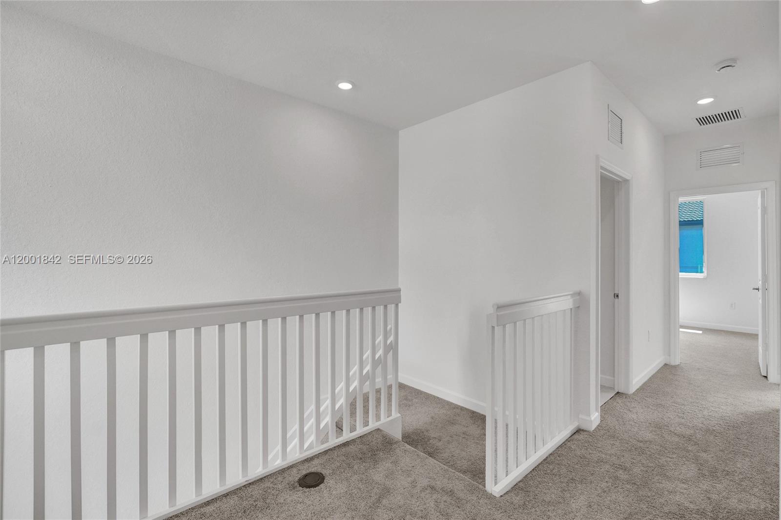 732 SE 13th Court