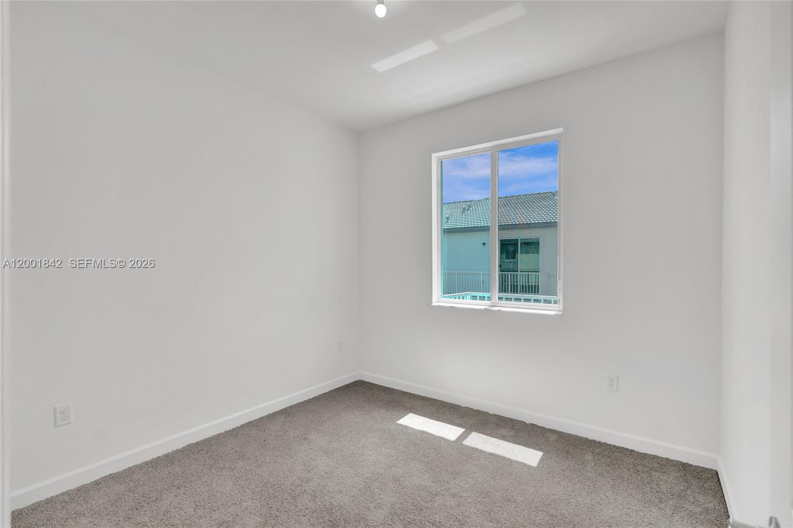 732 SE 13th Court