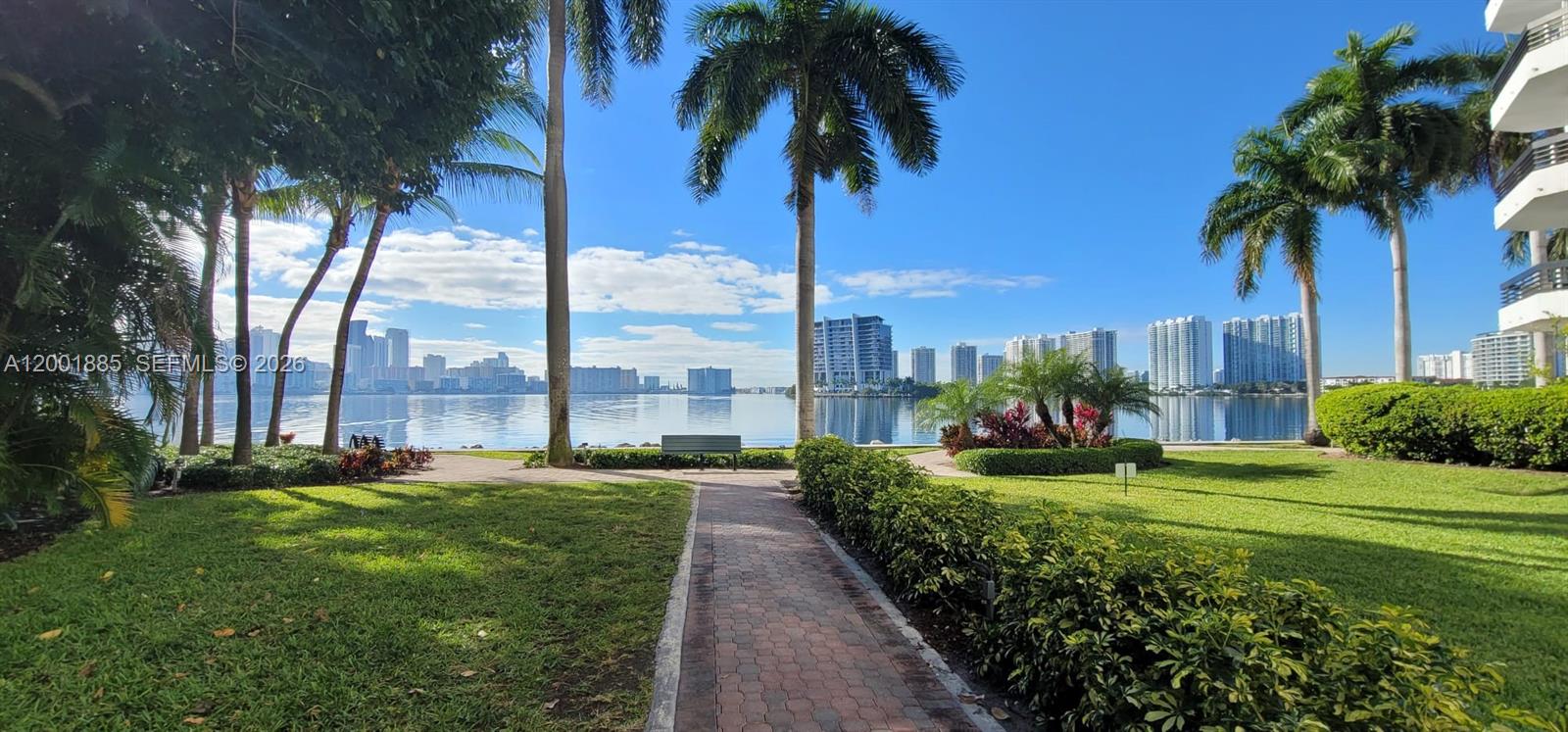 3600 Mystic Pointe Drive