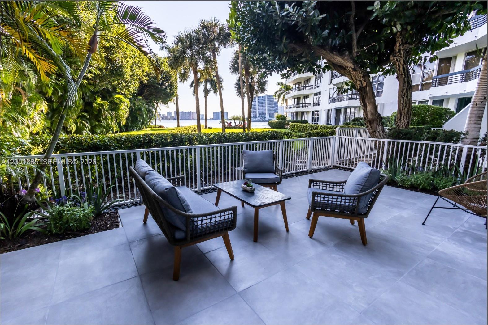 3600 Mystic Pointe Drive