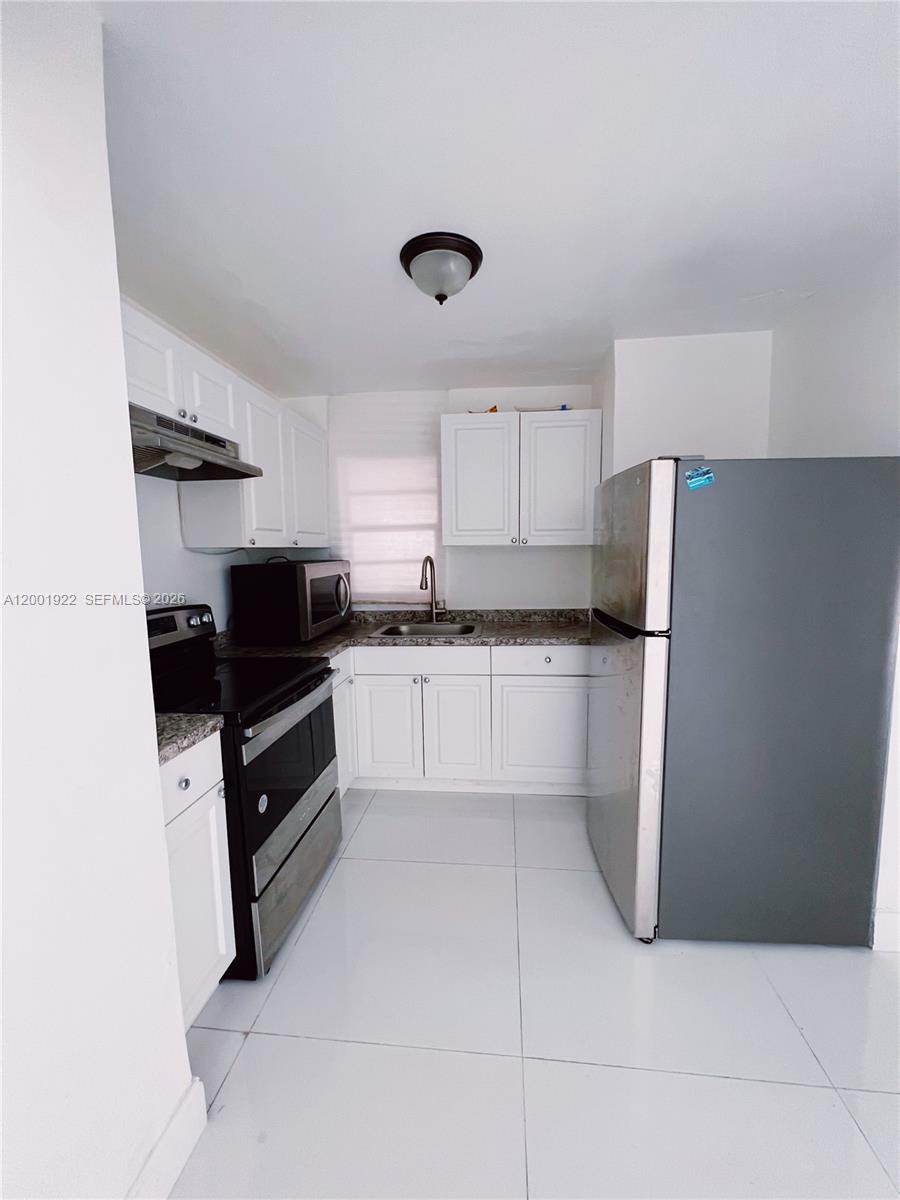 870 NW 87th Avenue