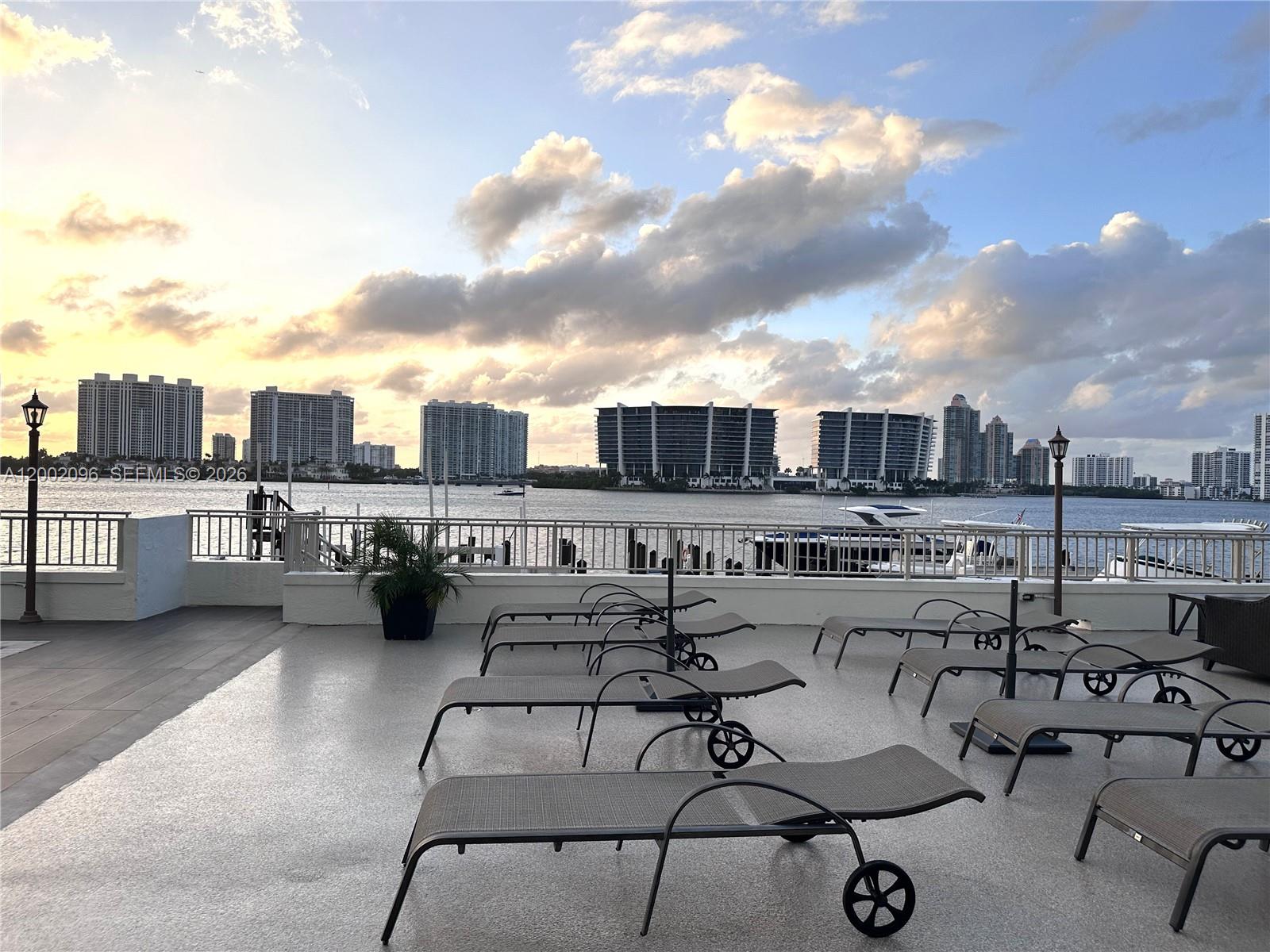 18000 N Bay Road