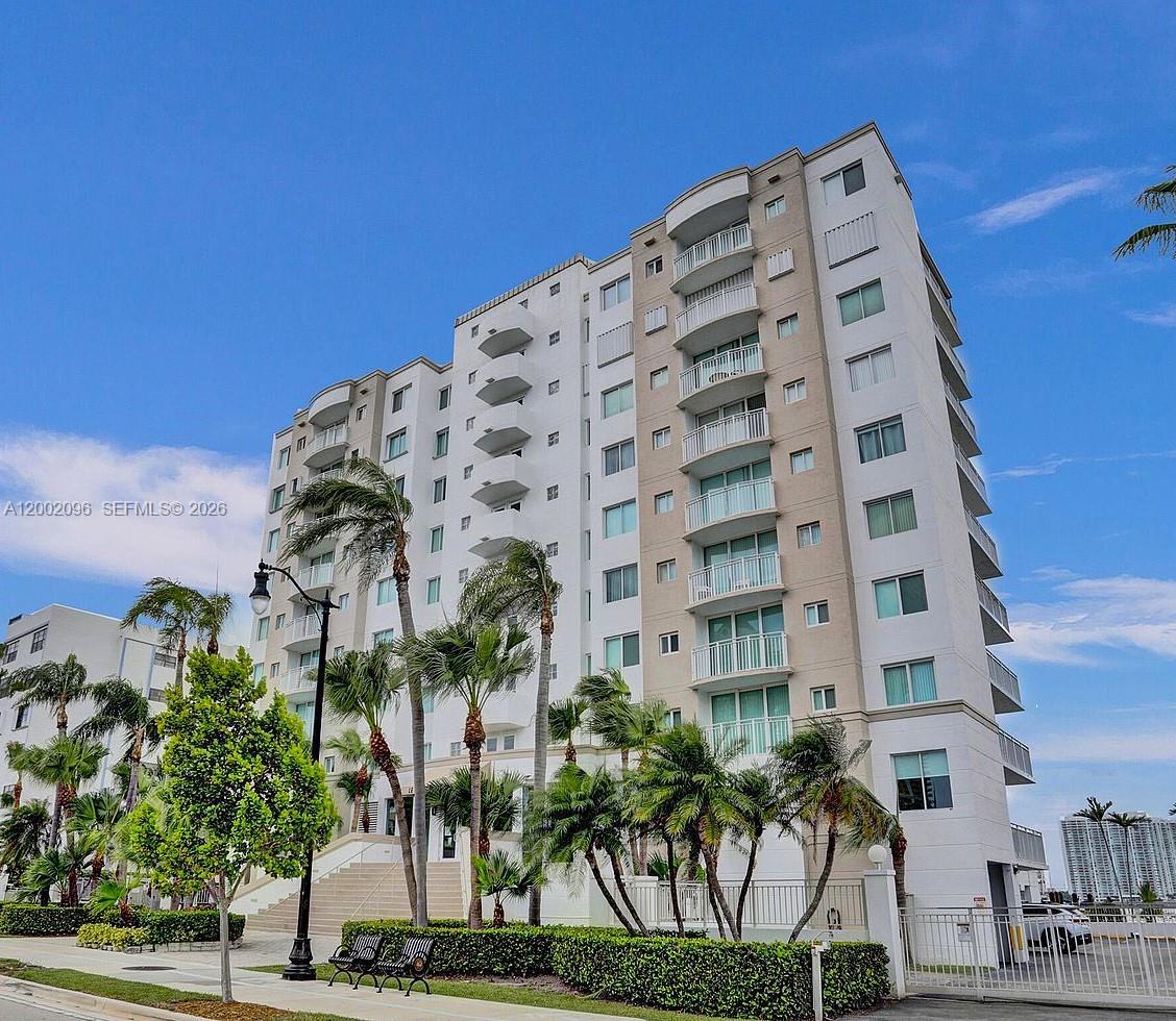 18000 N Bay Road