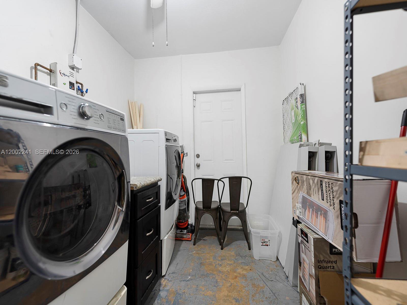 560 NE 161st Street
