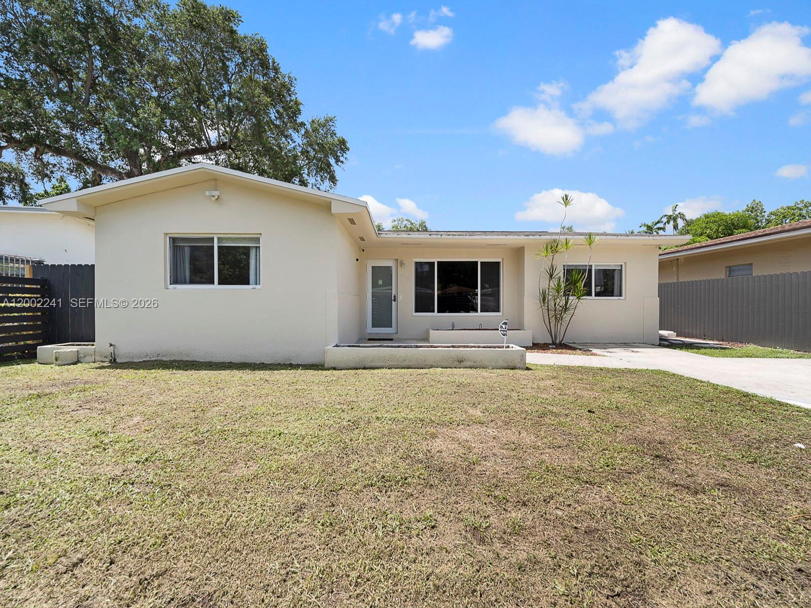 560 NE 161st Street