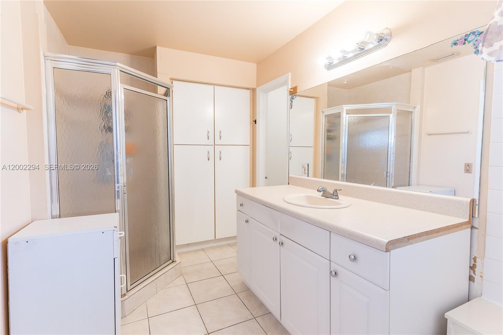 7876 NW 189th Street