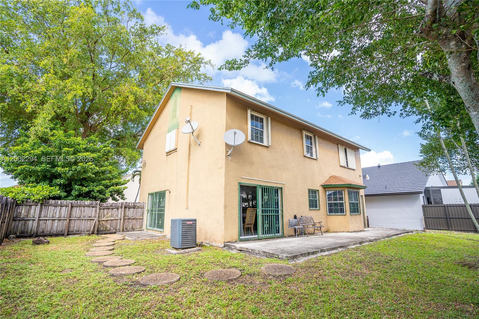 7876 NW 189th Street