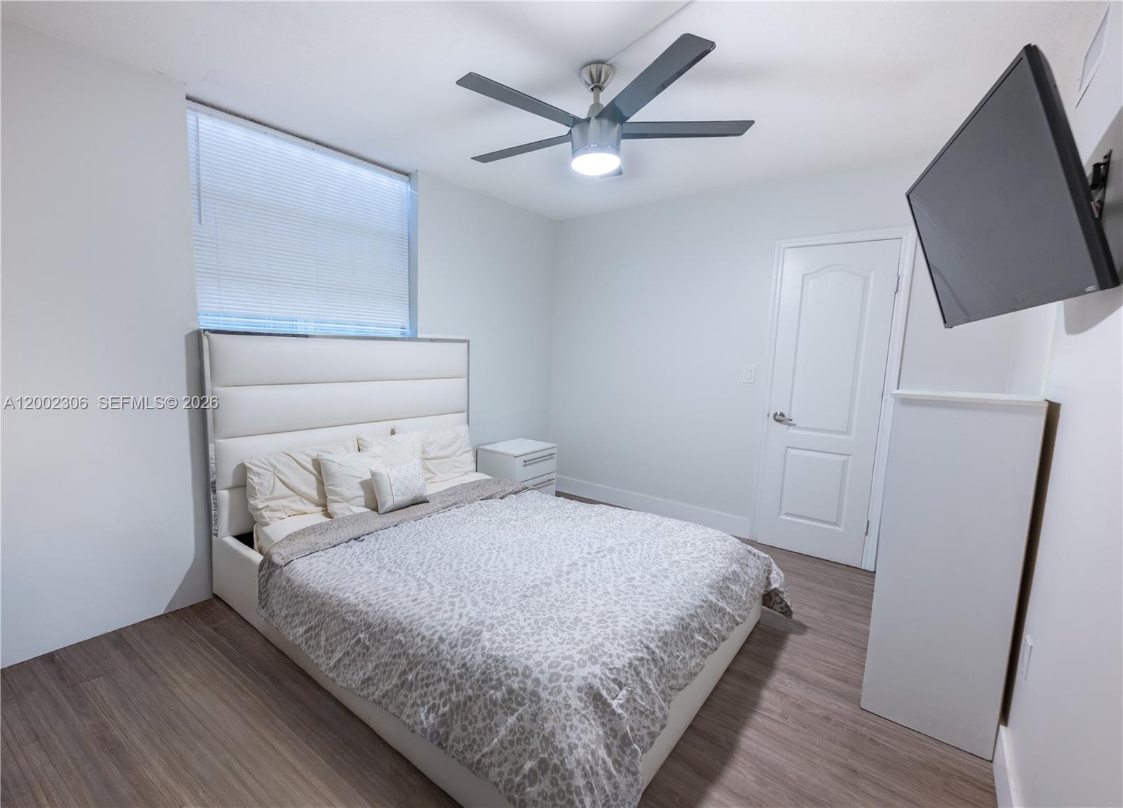 300 NW 42nd Avenue