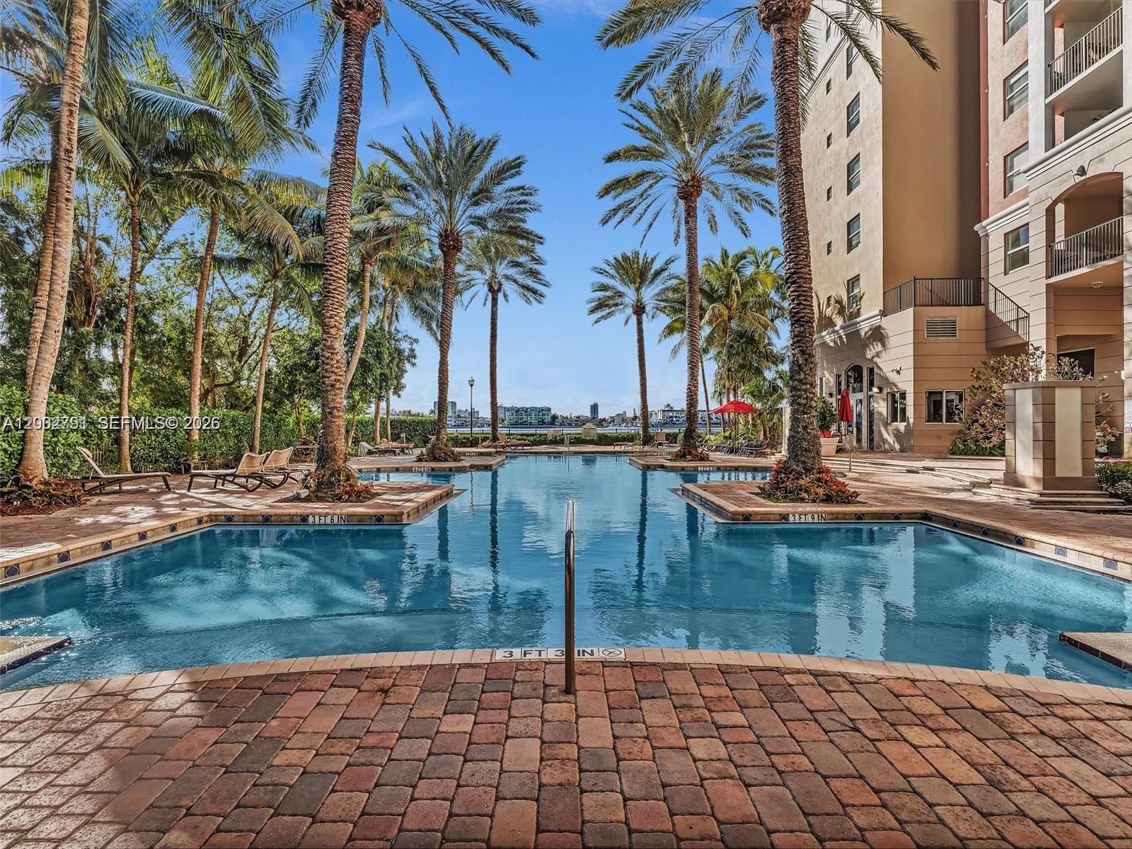 17125 N Bay Road