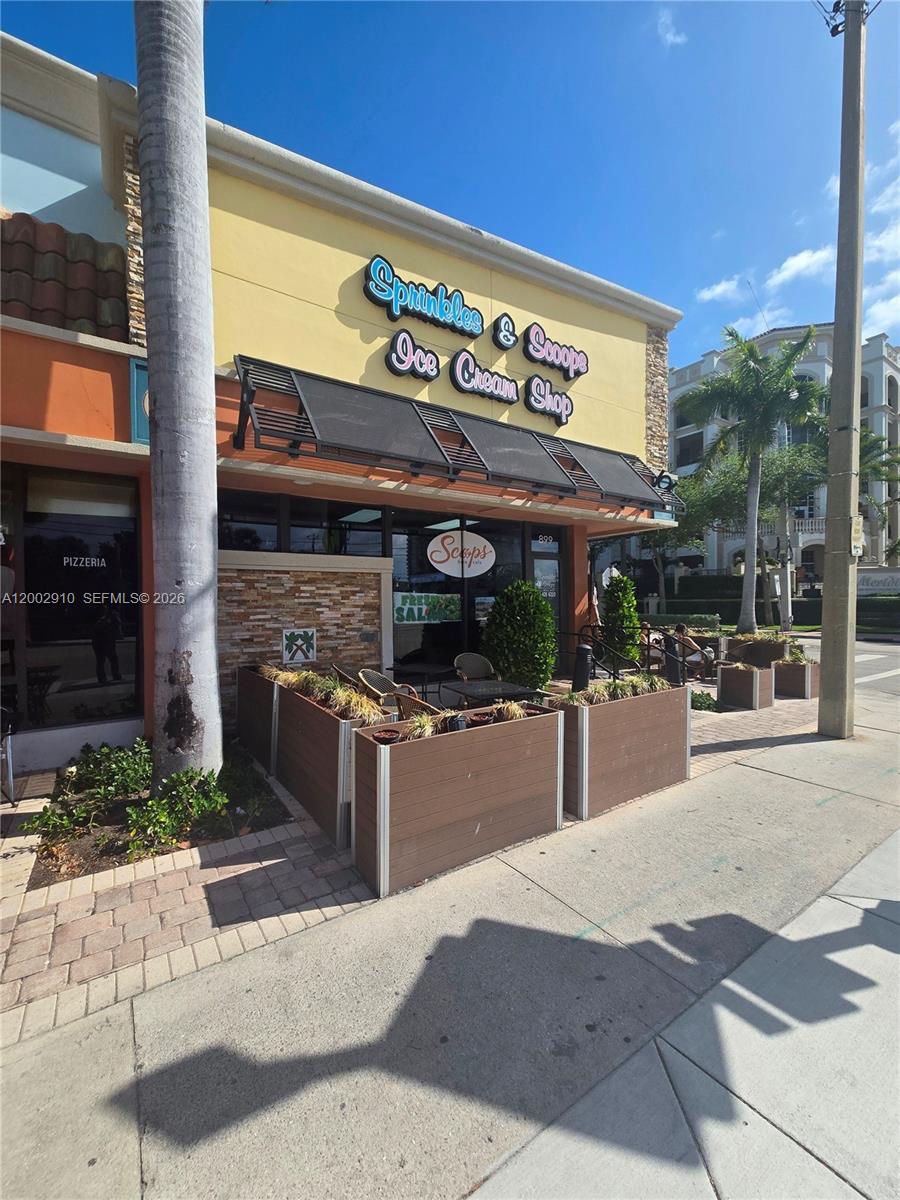 899 E Palmetto Park Road