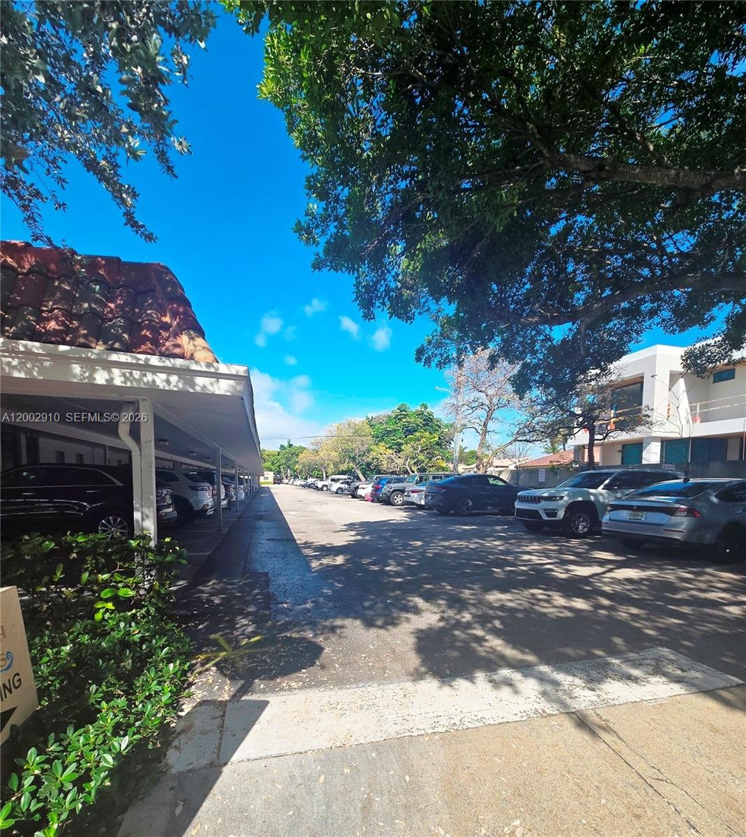 899 E Palmetto Park Road
