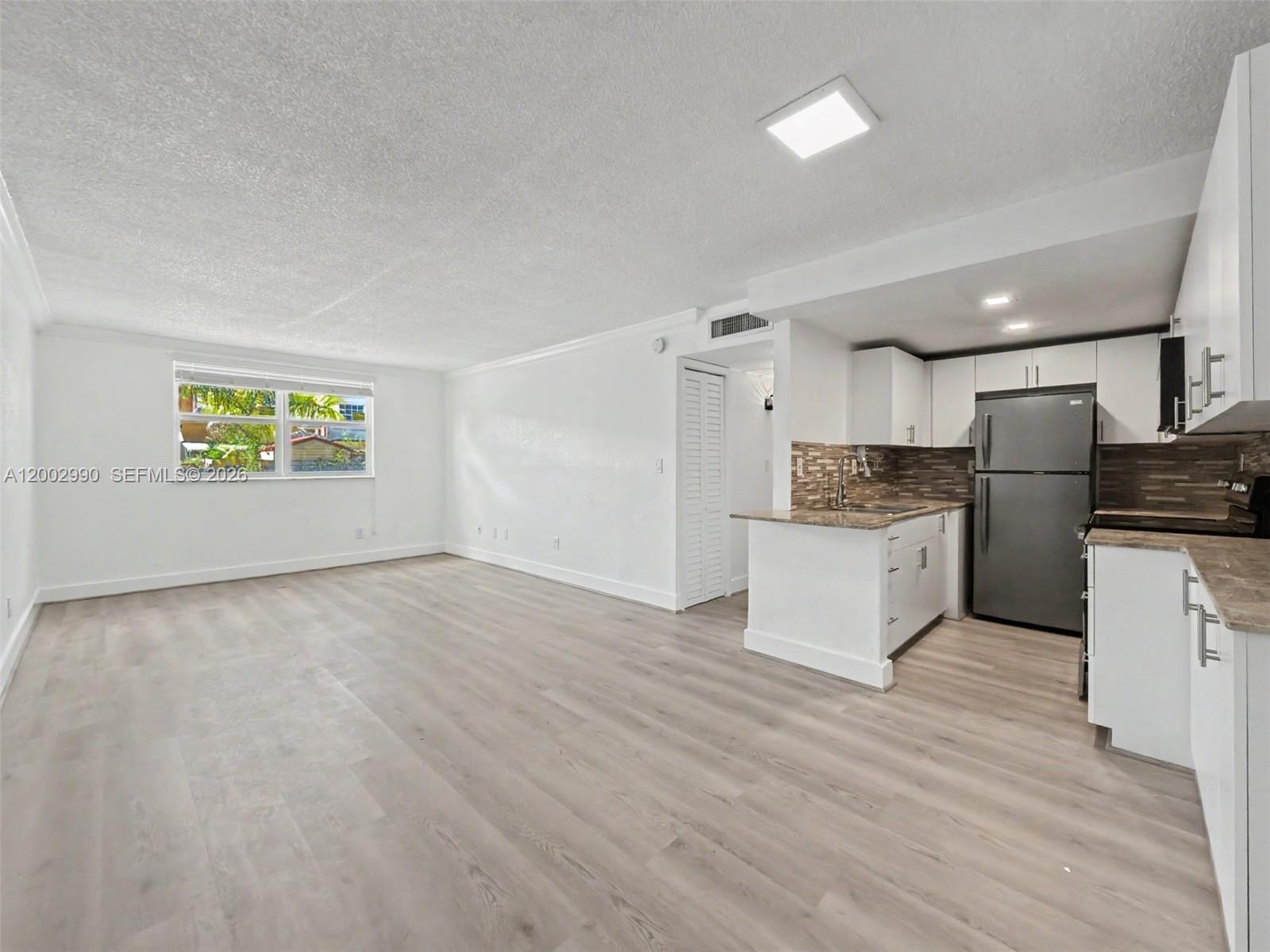 606 W 81st Street