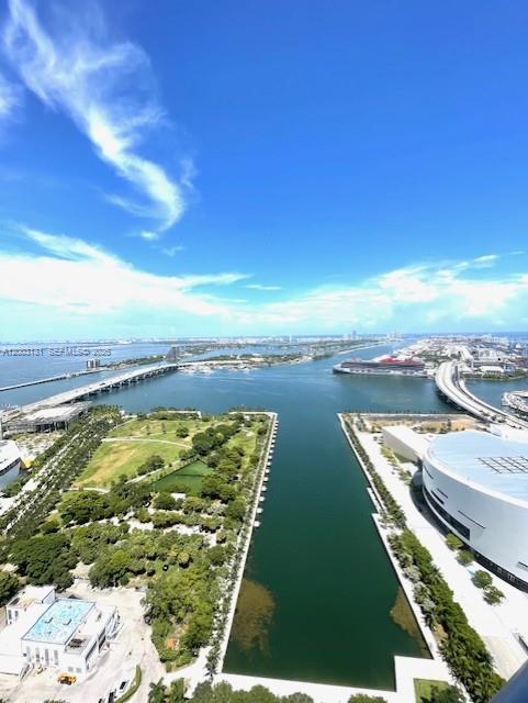 888 Biscayne Boulevard