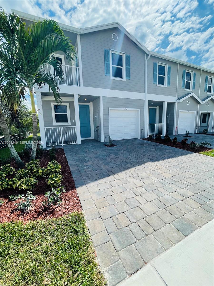 916 SE 19th Street