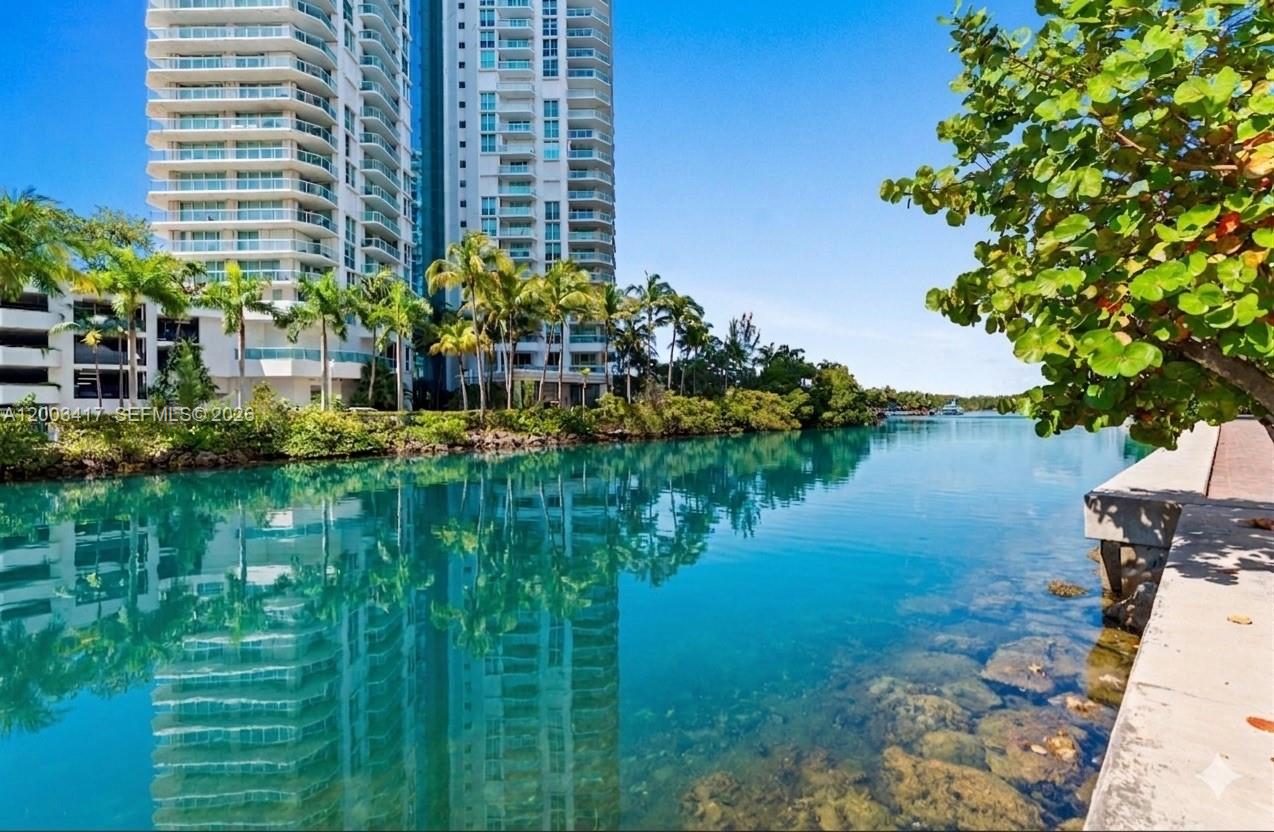 250 Sunny Isles Boulevard