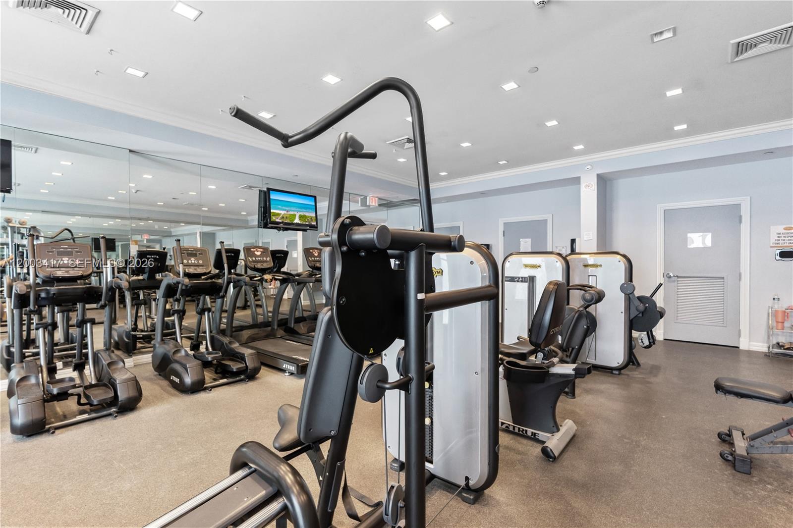 250 Sunny Isles Boulevard
