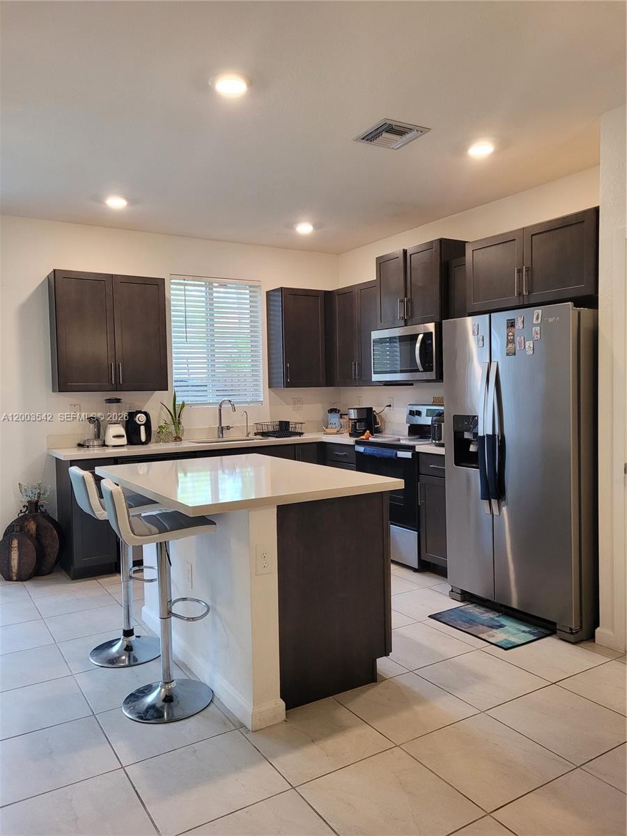 1015 SE 24th Terrace