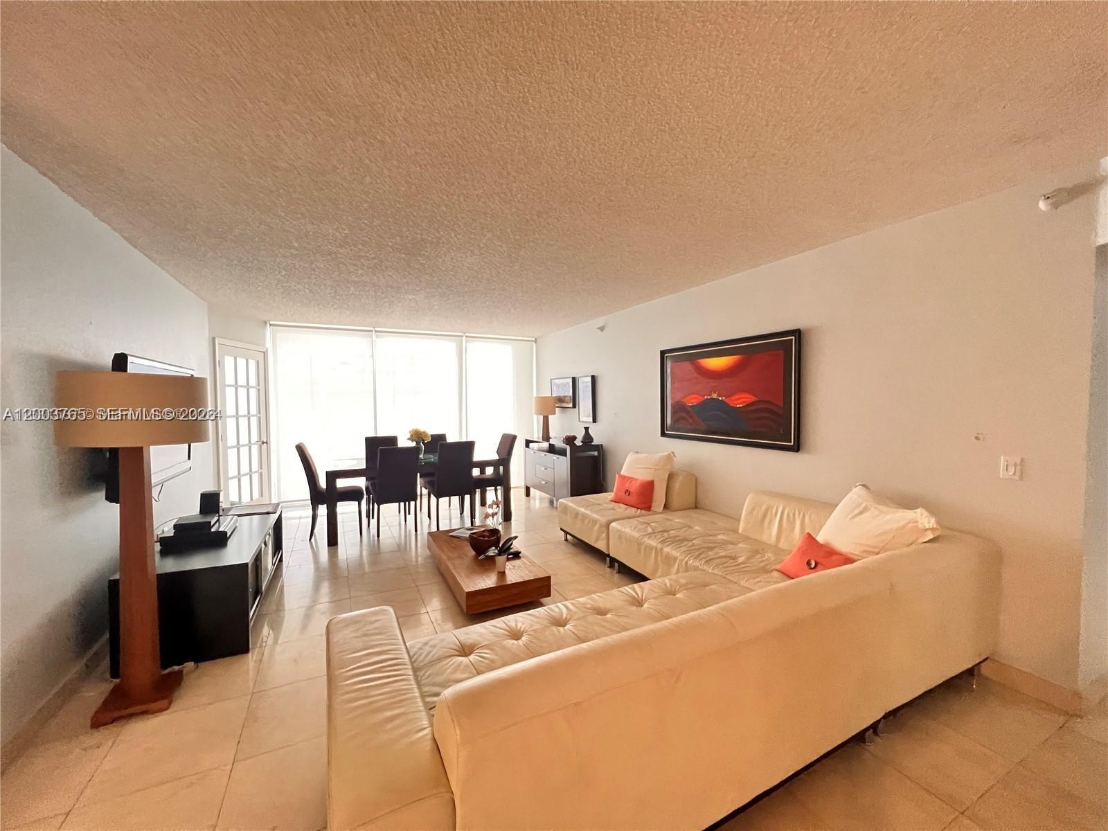 16711 Collins Avenue