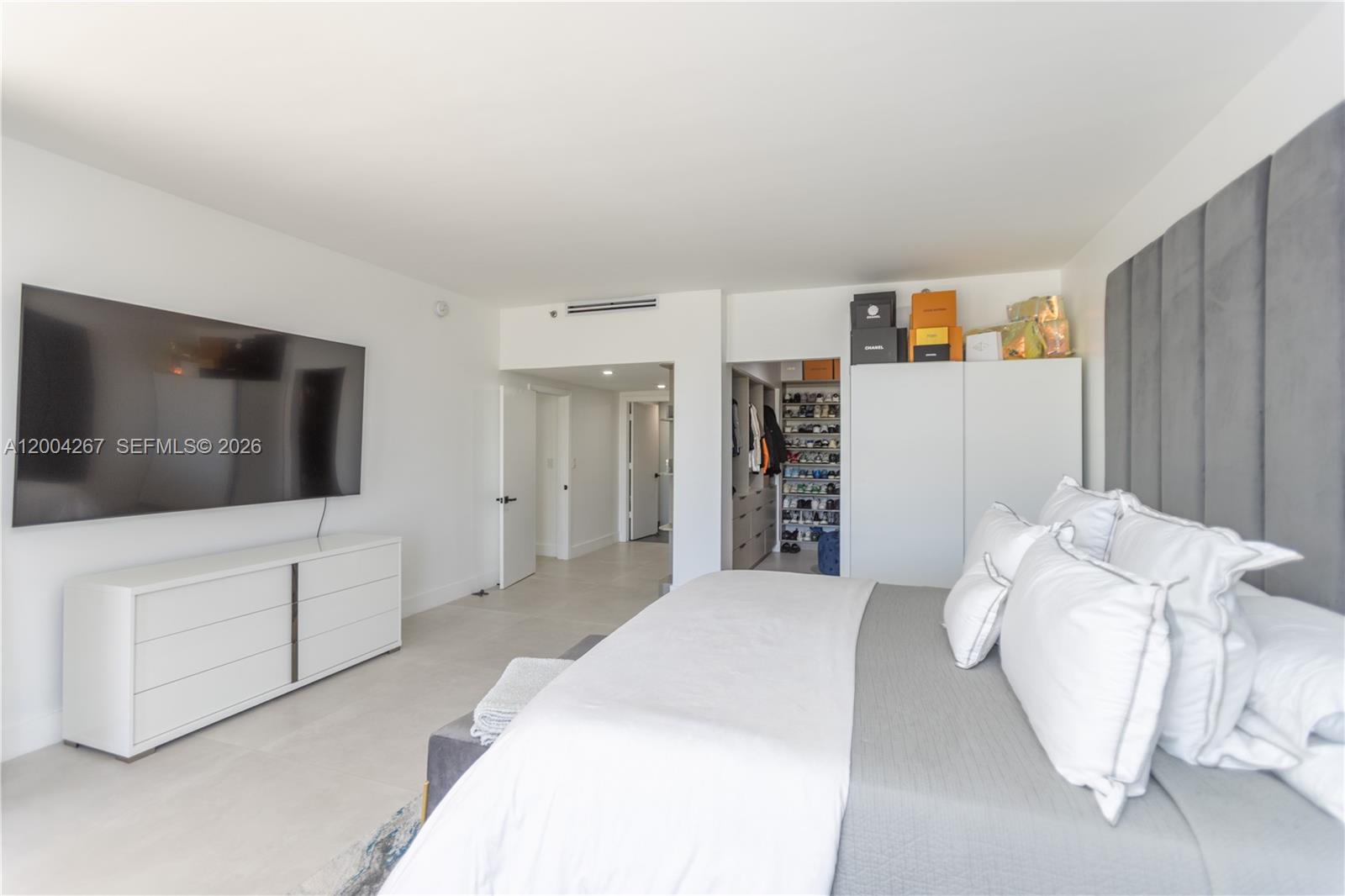 20191 E Country Club Drive