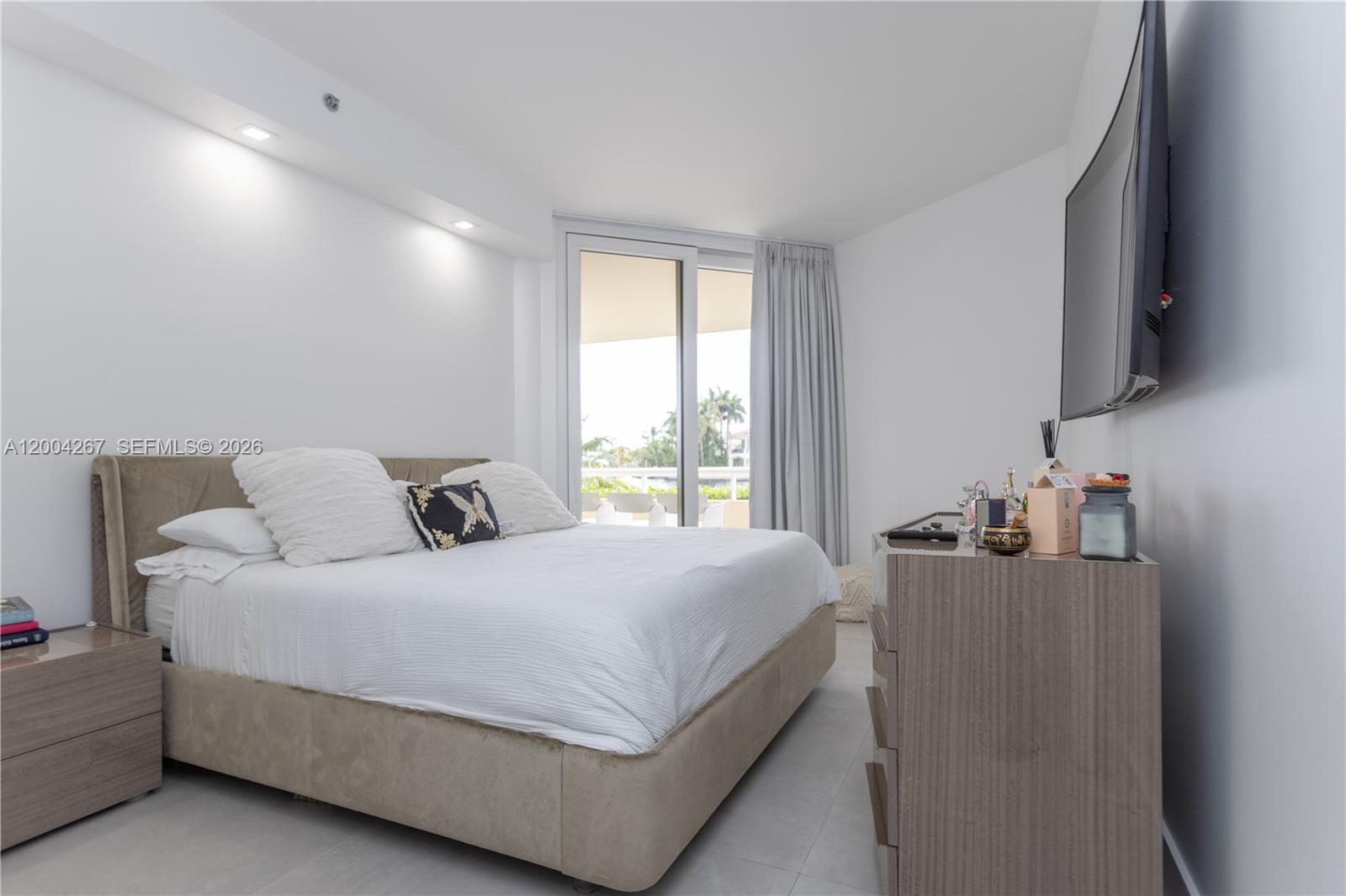 20191 E Country Club Drive