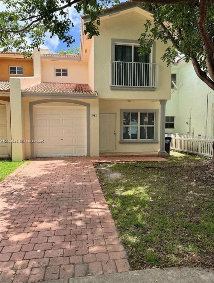 941 SW 6th Place