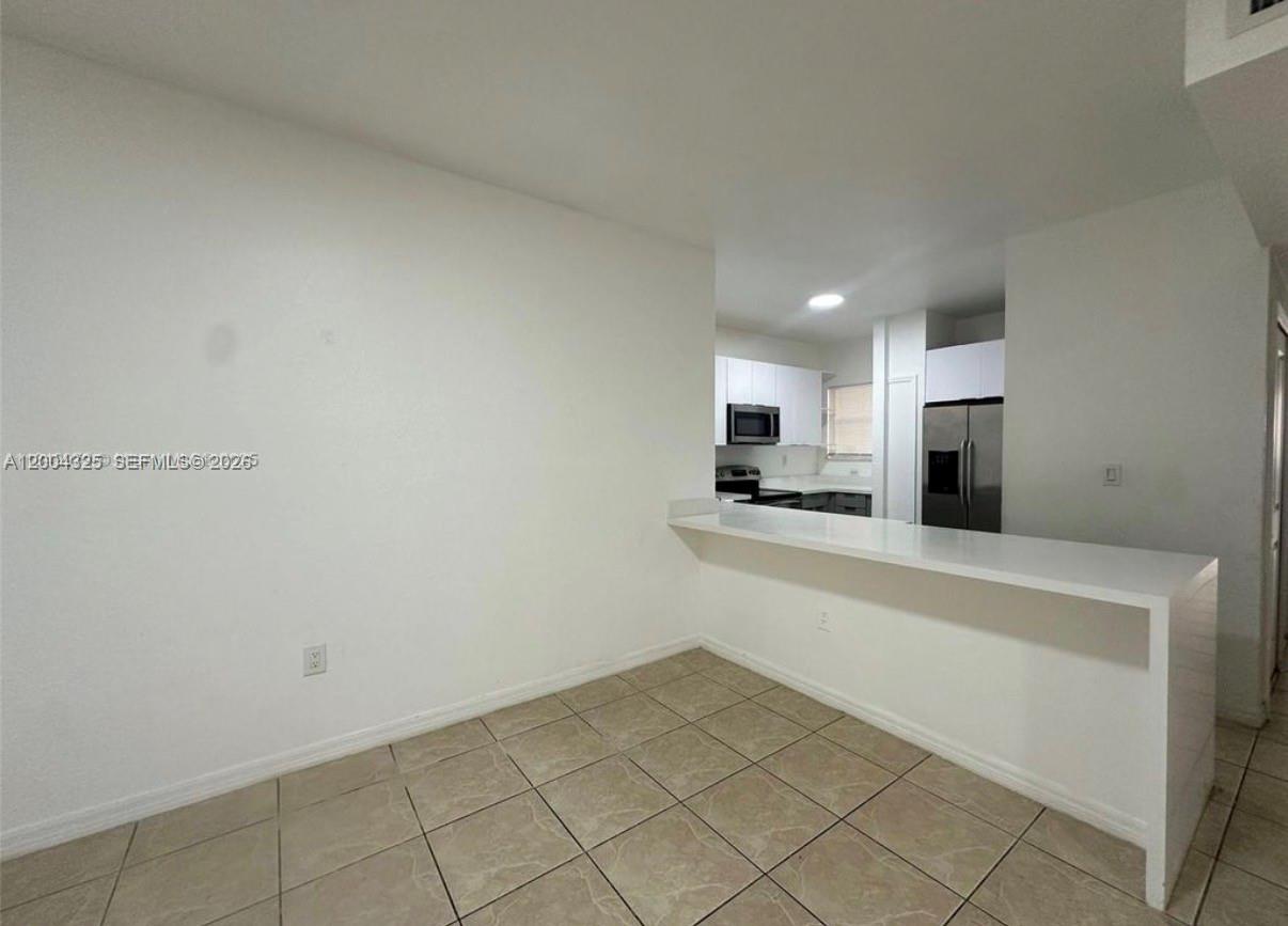 941 SW 6th Place
