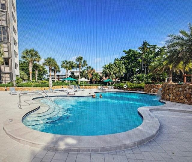 4000 Towerside Terrace