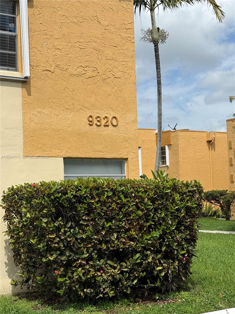 9320 W Flagler Street