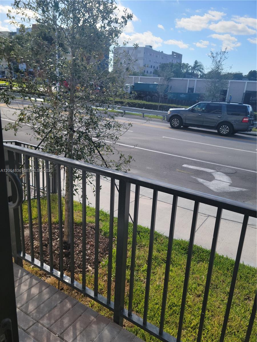 8167 NW 41st Street