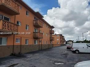 2330 NW 11th Street