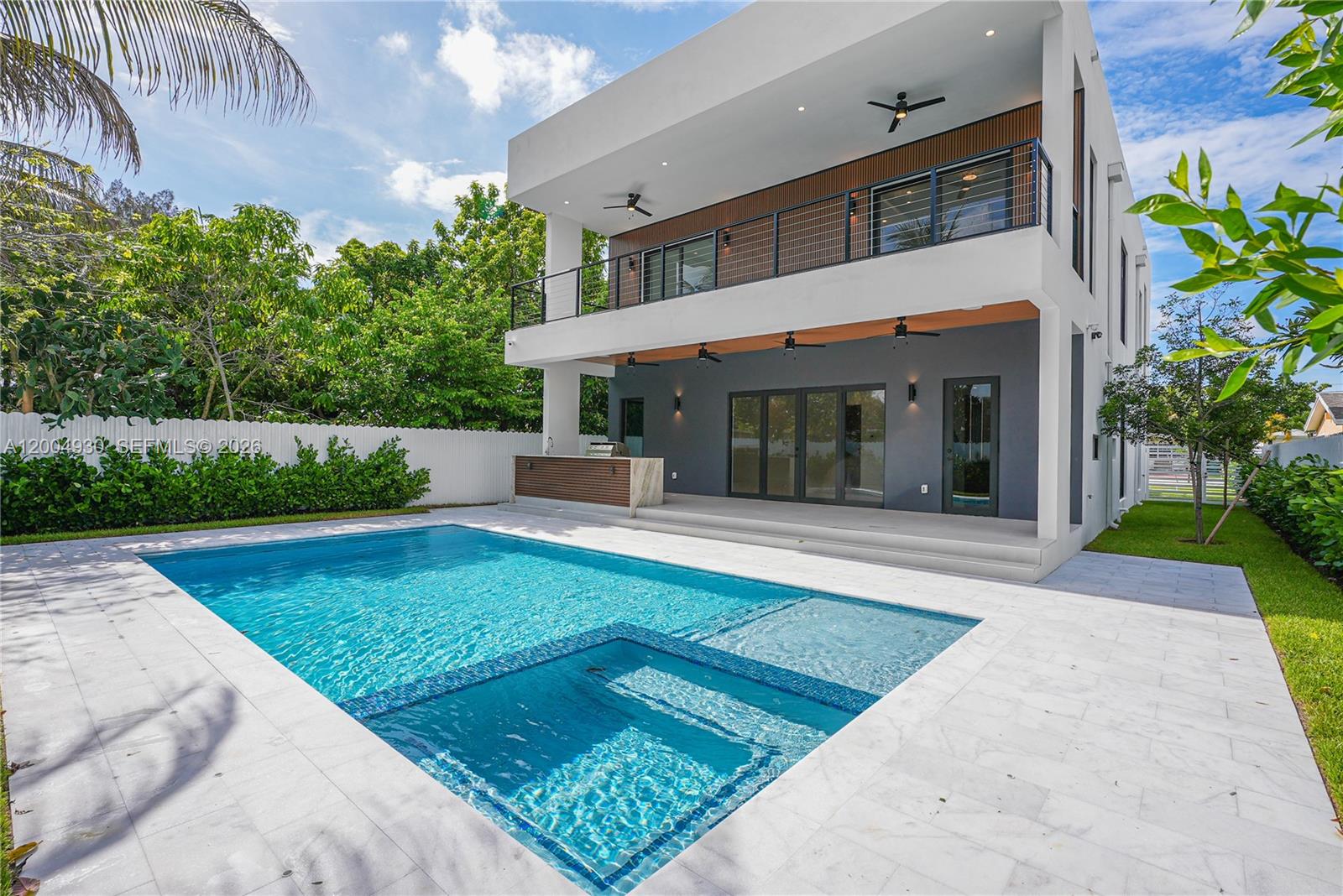 6449 SW 28th Street
