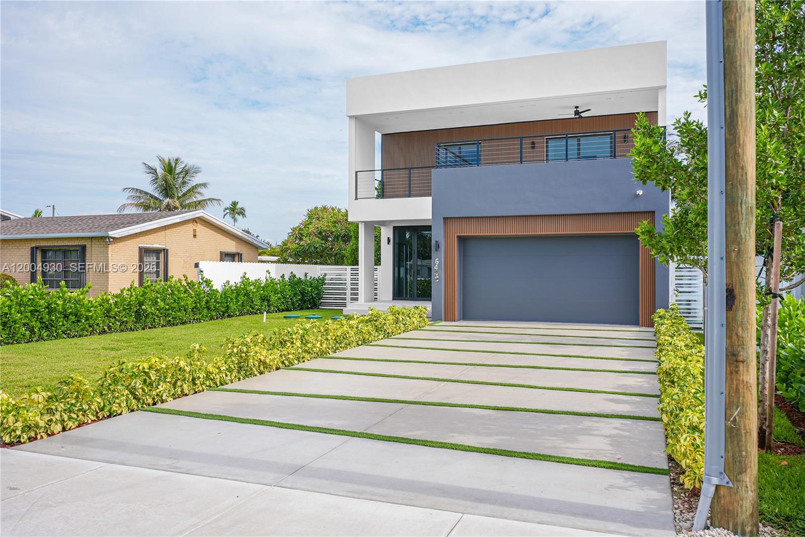 6449 SW 28th Street