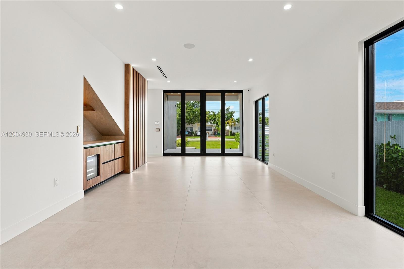 6449 SW 28th Street
