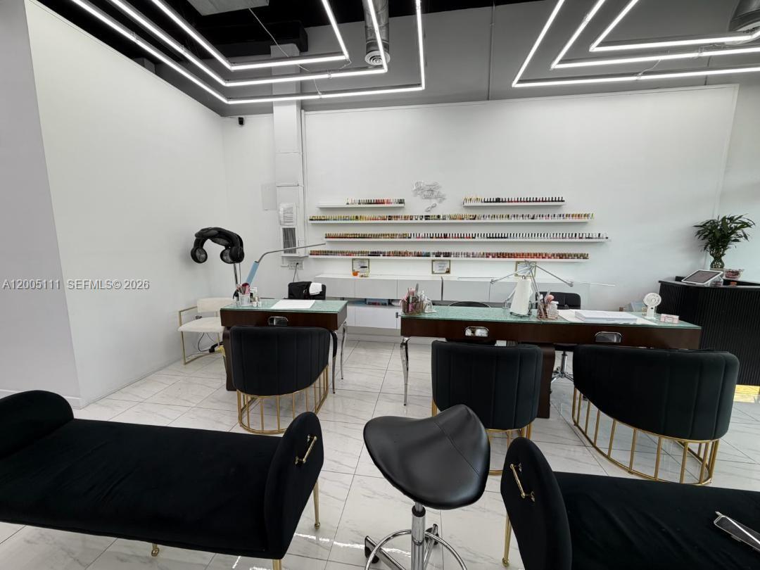 8290 SW 40th Street